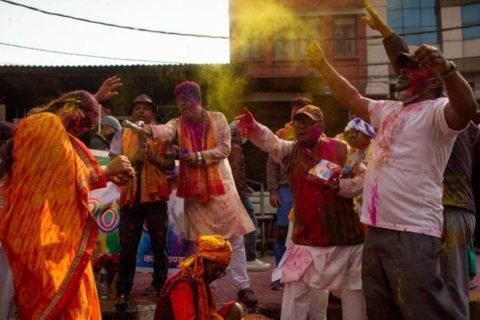 आज हिमाली तथा पहाडी जिल्लामा होली पर्व हर्षोल्लासका साथ मनाइँदै